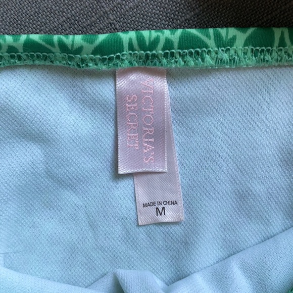 Victoria’s Secret 💚 Garden Bikini - Picture 4 of 8